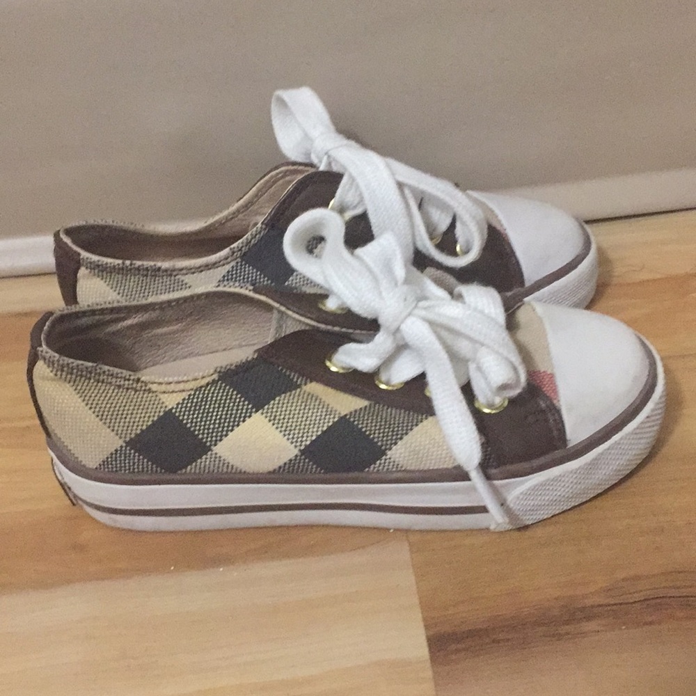 Toddler size Burberry shoes